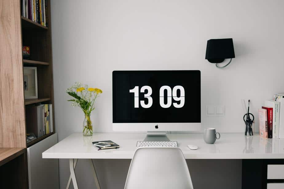 working-desk-with-yellow-flowers