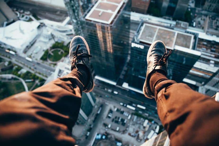 man-shoes-hovering-above-city